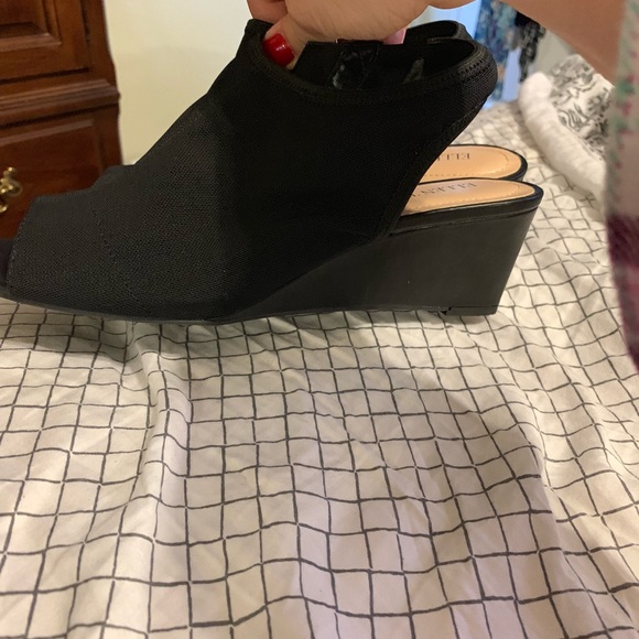 Black ellen Tracy wedges size 9. Brand new - Picture 4 of 7